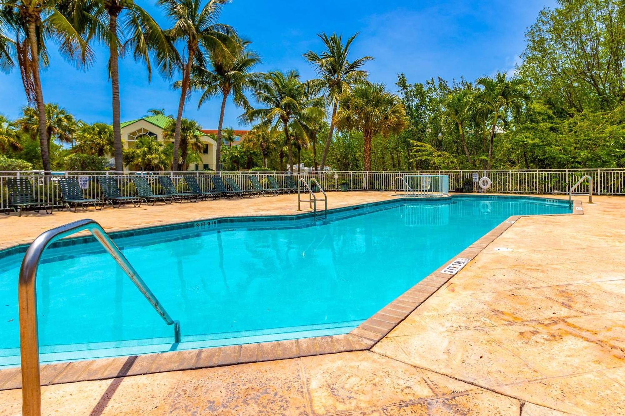 Sunrise Suites - Butterfly Nest #107 Key West Bagian luar foto