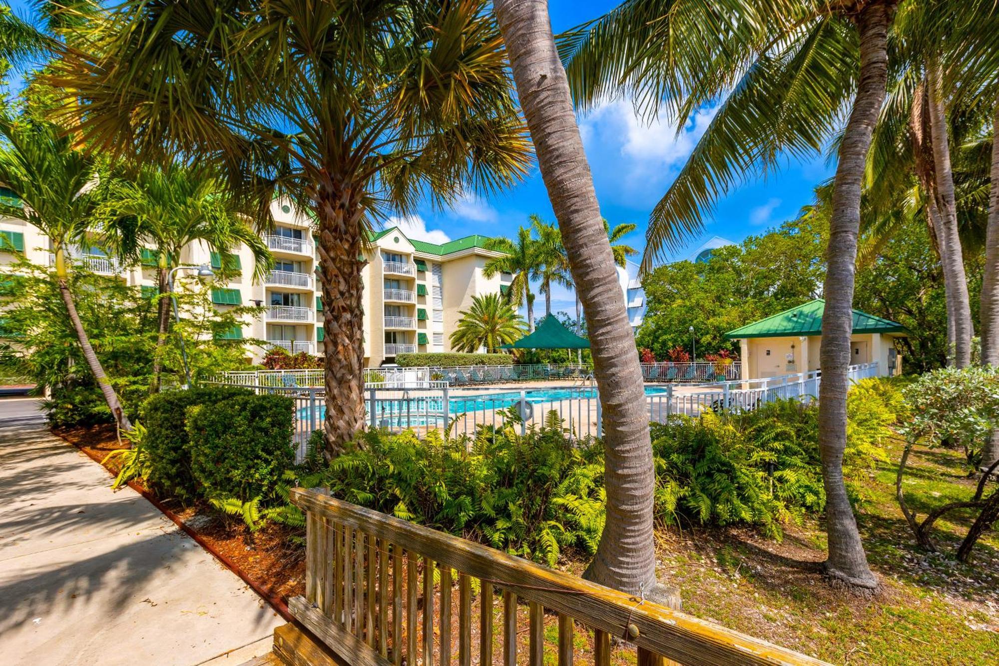 Sunrise Suites - Butterfly Nest #107 Key West Bagian luar foto